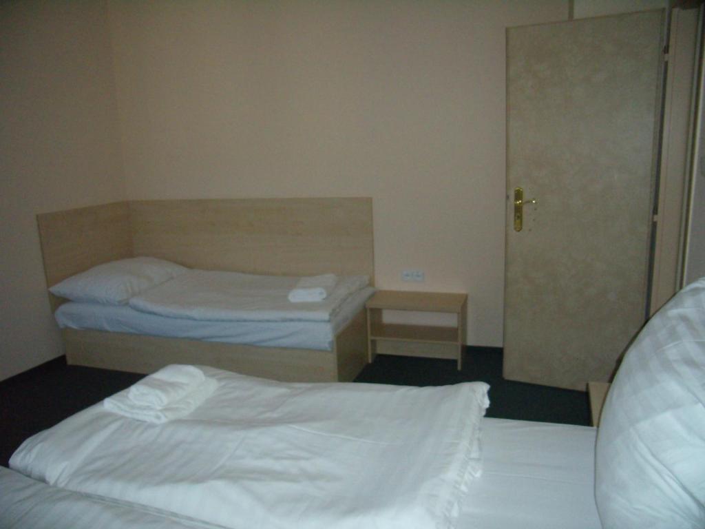 Penzion Iris Hotel ราเอตสเก เตปลิตเซ ห้อง รูปภาพ